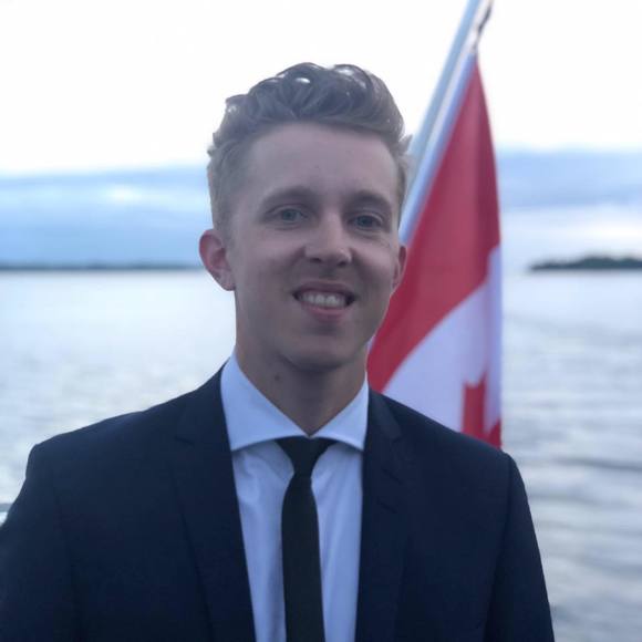 Meet your Posher, Chris - Picture 1 of 1